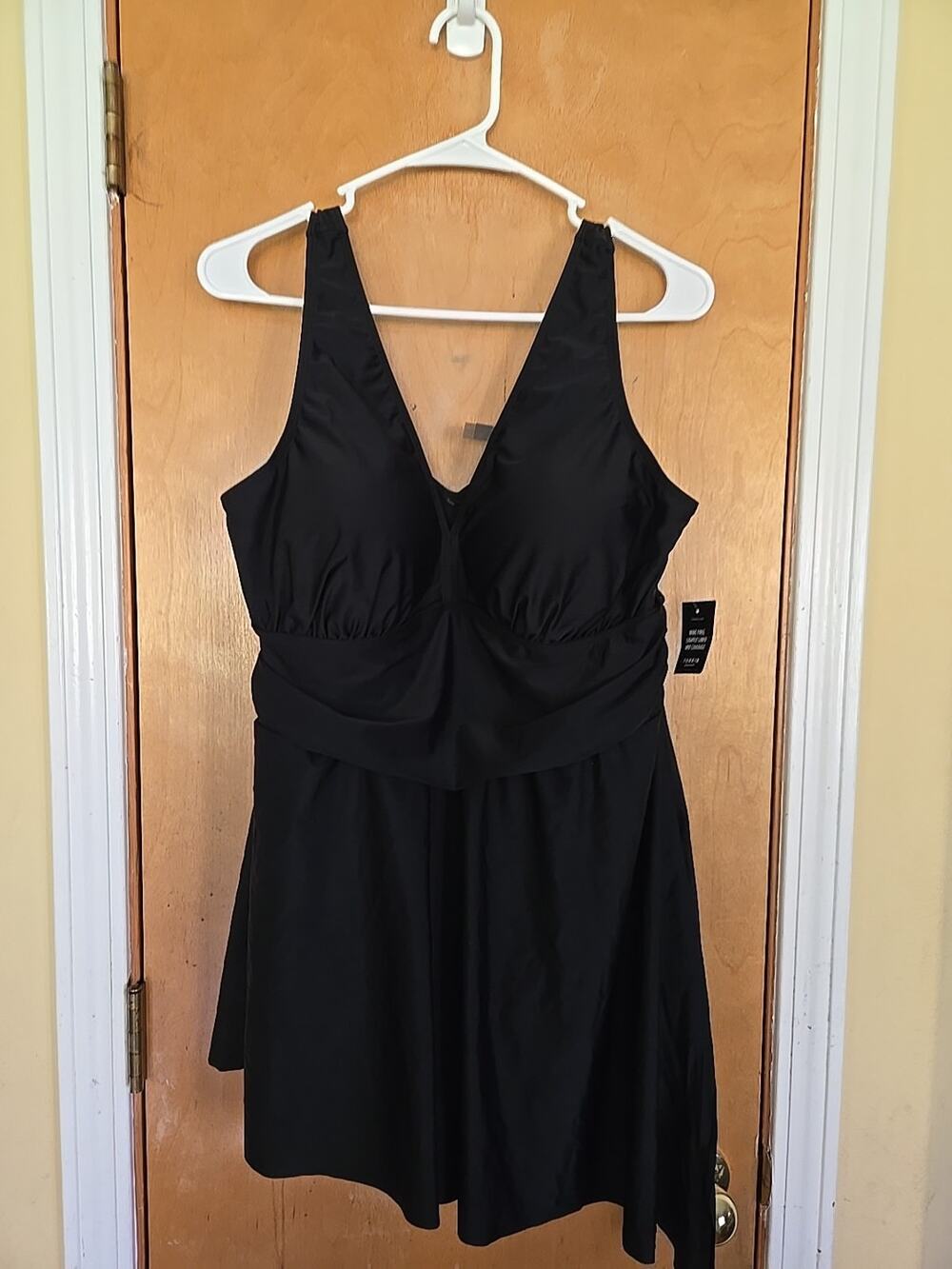 Torrid Black Wireless Asymmetrical One-Piece Swim Dress Swimdress 2 NWT